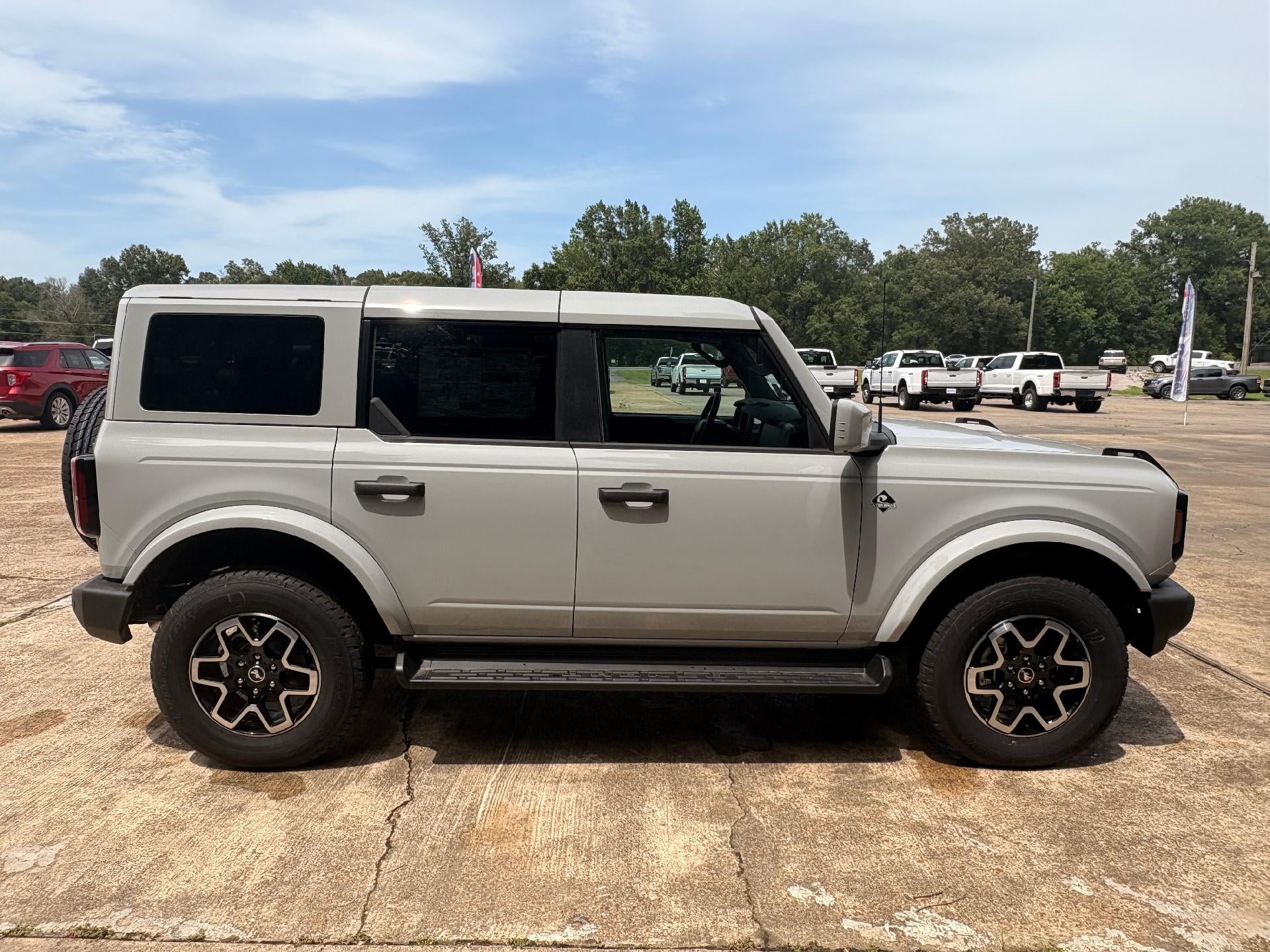 2026 Ford Bronco Outer Banks®