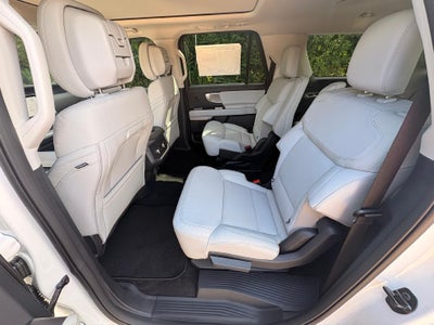 2027 Ford Expedition Max STAR PLATINUM MAX
