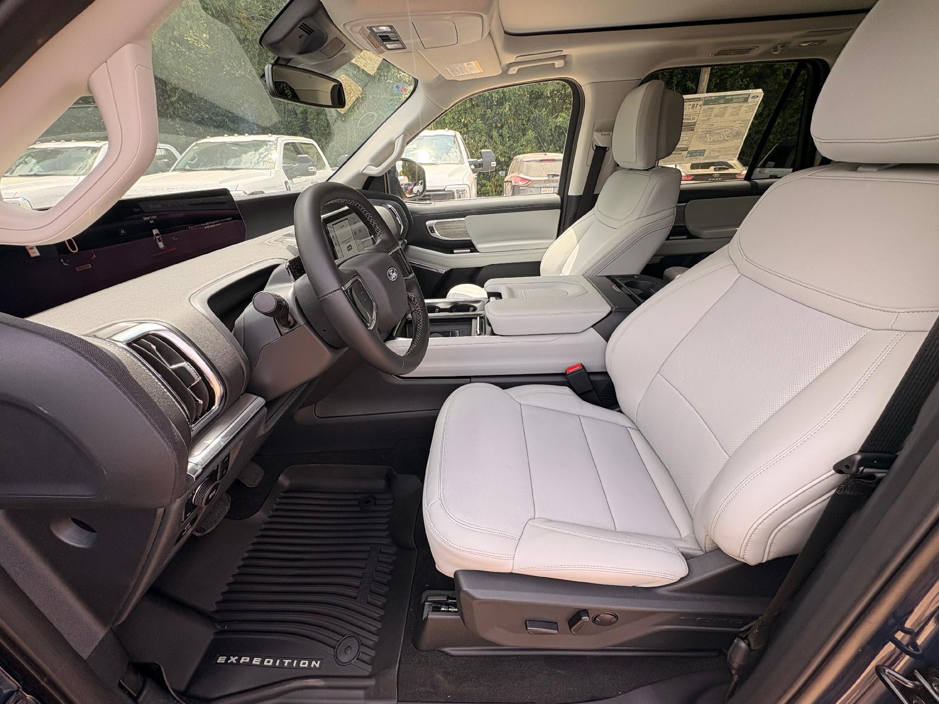 2027 Ford Expedition Max Platinum 4x4