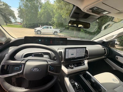 2027 Ford Expedition Active