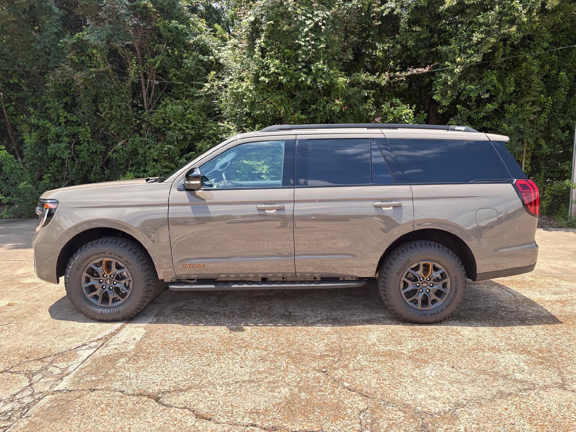2027 Ford Expedition Tremor®
