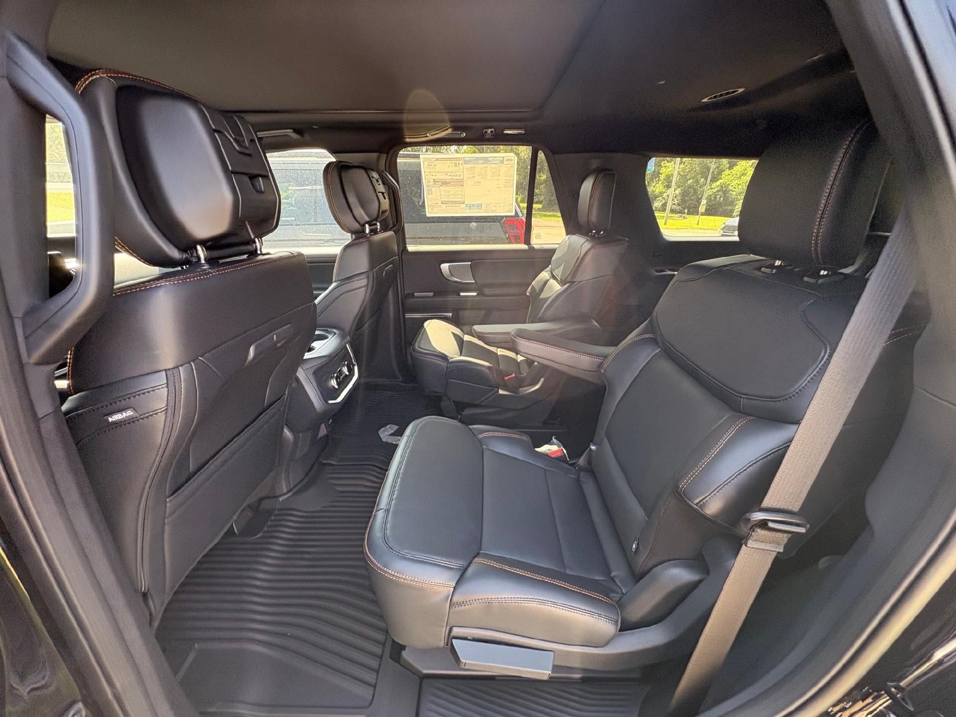 2027 Ford Expedition Tremor®