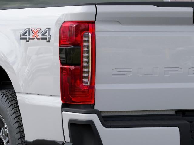2027 Ford Super Duty F350 4X4CREW/CS