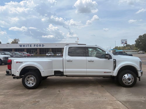 2026 Ford Super Duty F-450® Lariat®
