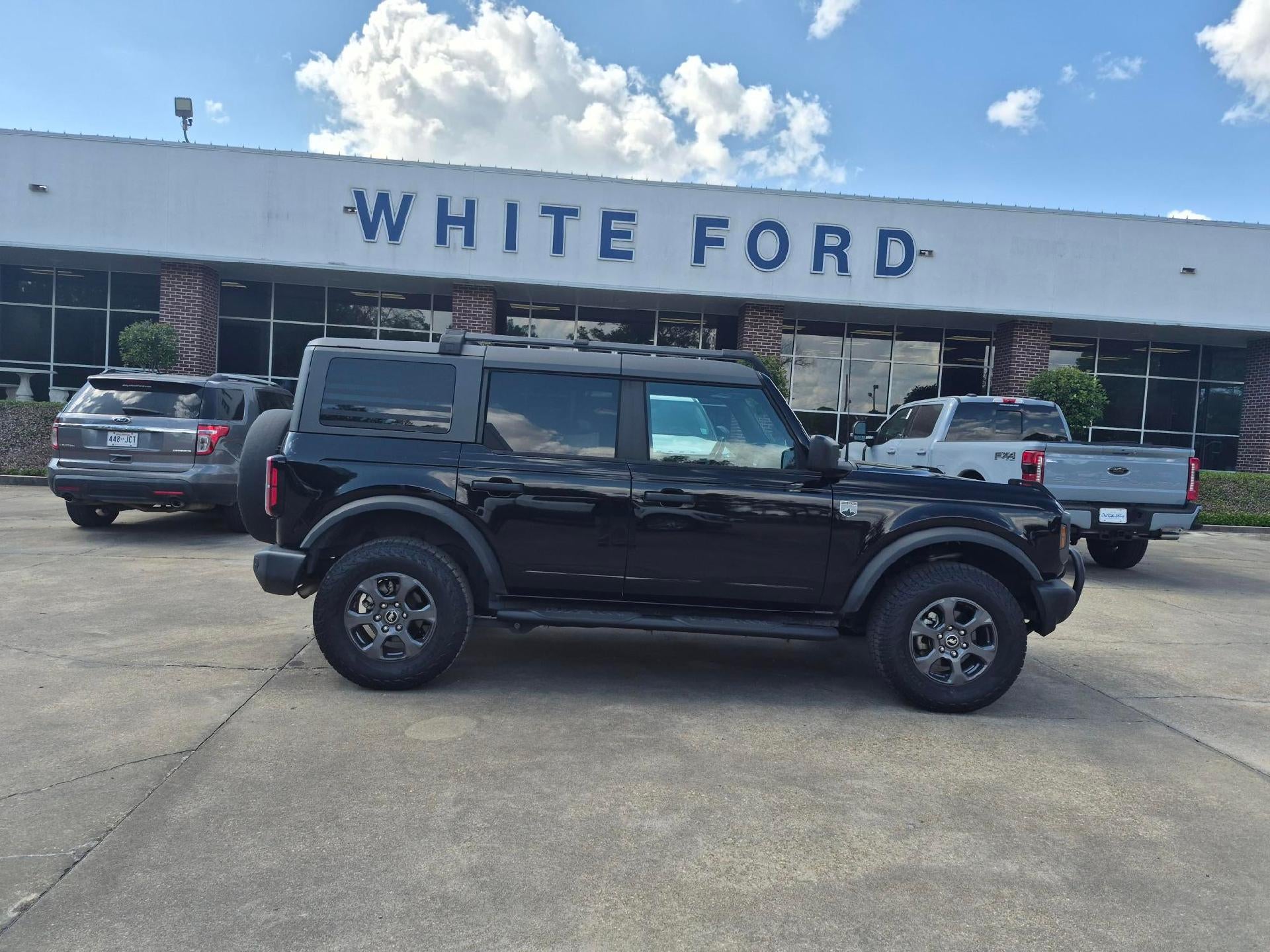 2022 Ford Bronco Base 4 Door 4x4