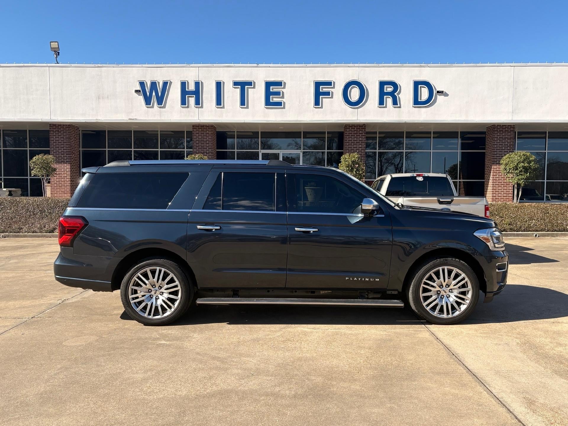 2024 Ford Expedition Max Platinum 4x4