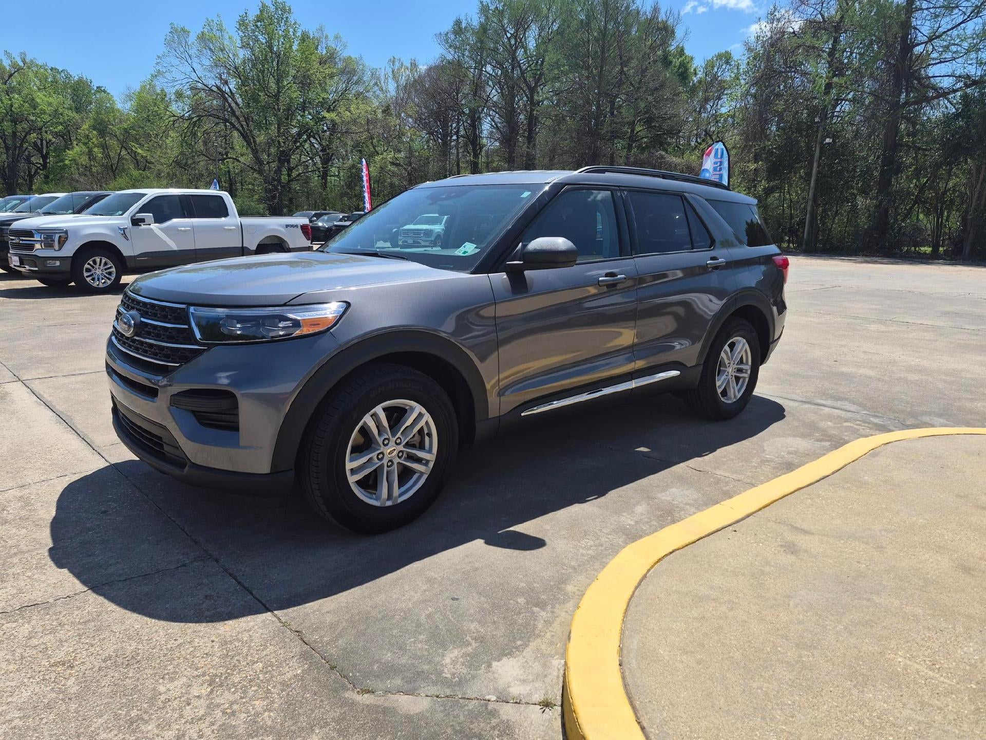 2024 Ford Explorer XLT RWD