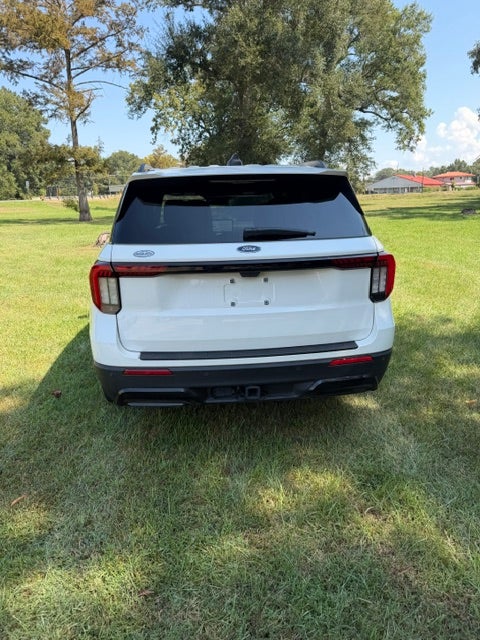 2025 Ford Explorer ST-Line RWD