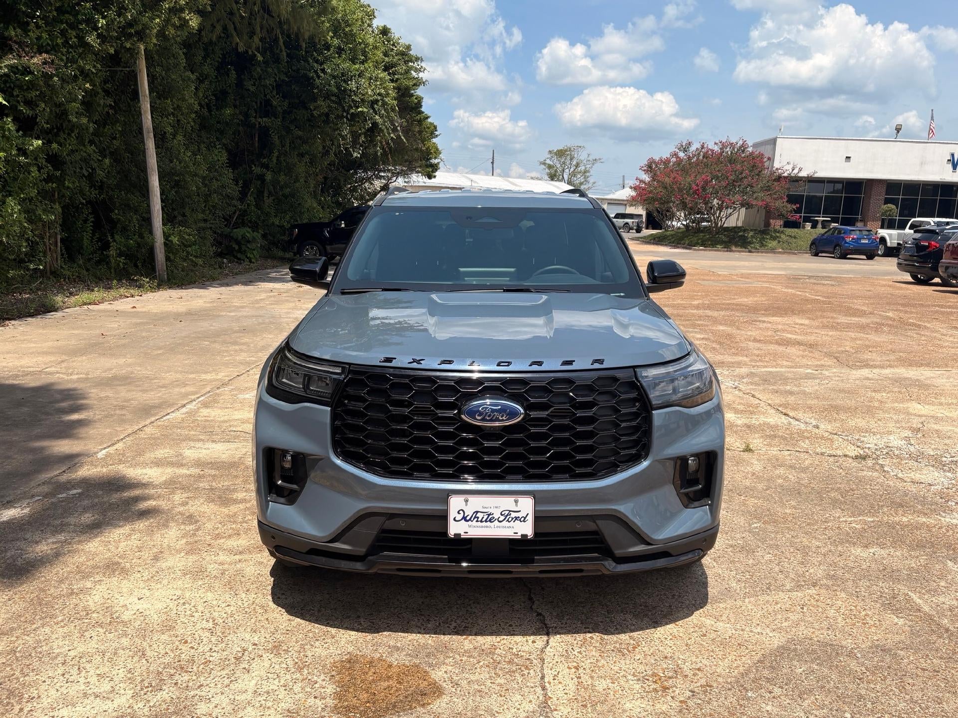 2025 Ford Explorer ST-Line 4WD