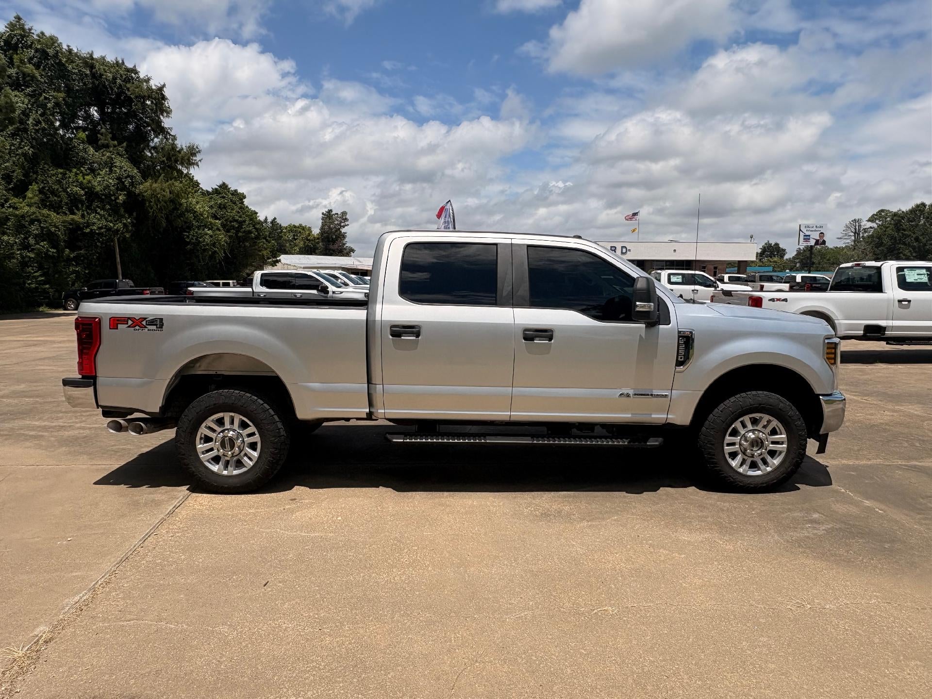 2019 Ford Super Duty F-250 SRW XL 4WD Crew Cab 6.75' Box
