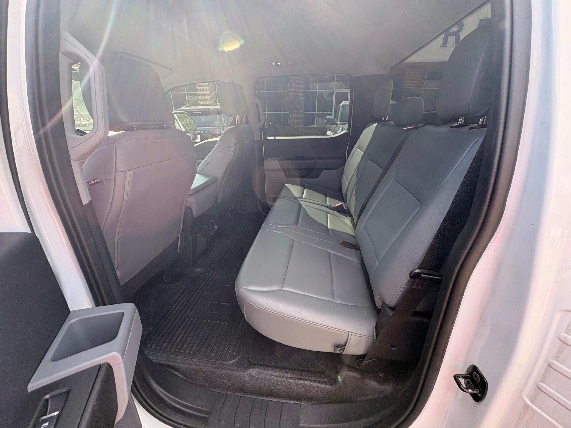 2024 Ford Super Duty F-350 DRW XL 4WD Crew Cab 8' Box