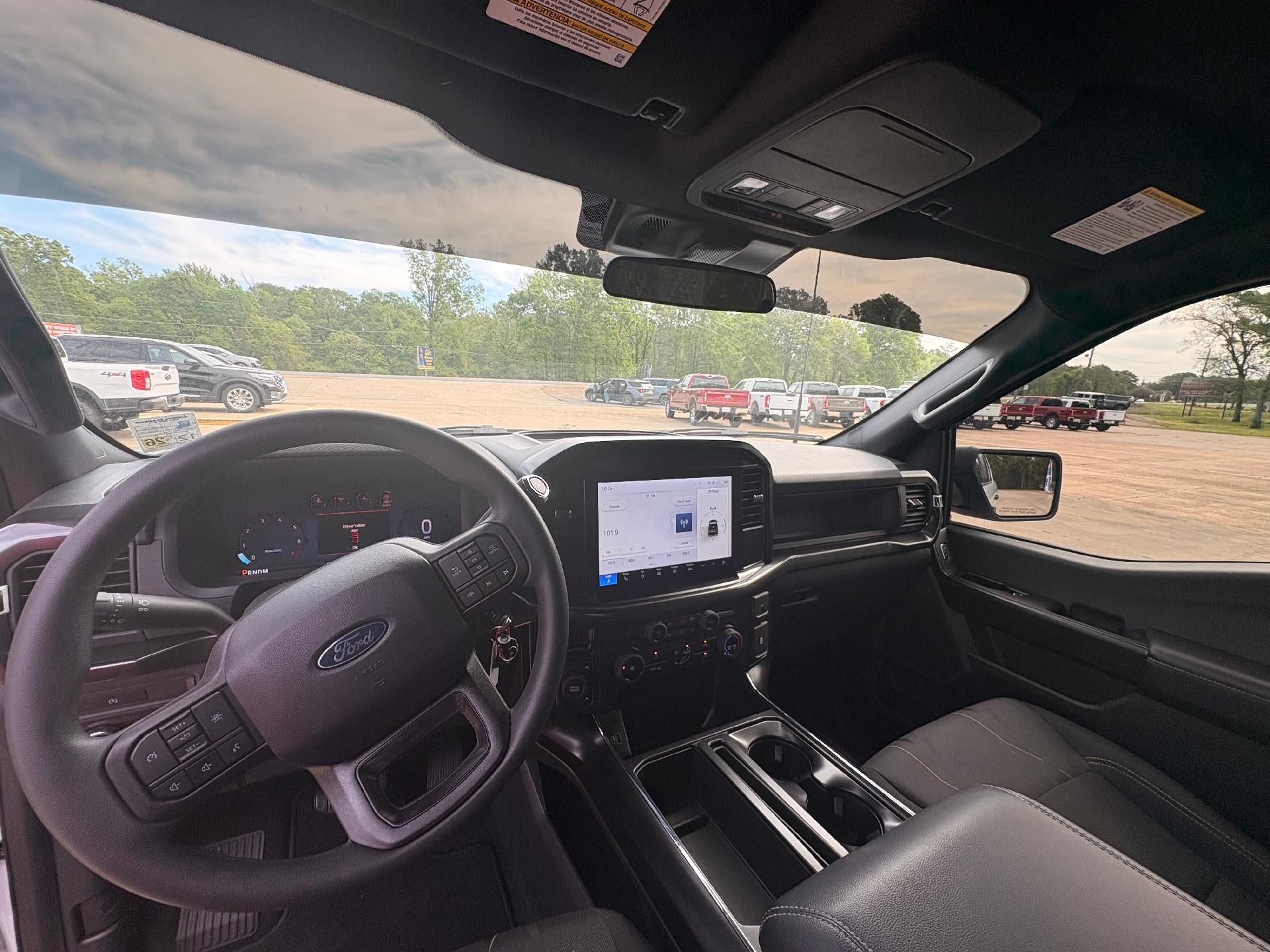 2025 Ford F-150 STX 4WD SuperCrew 5.5' Box