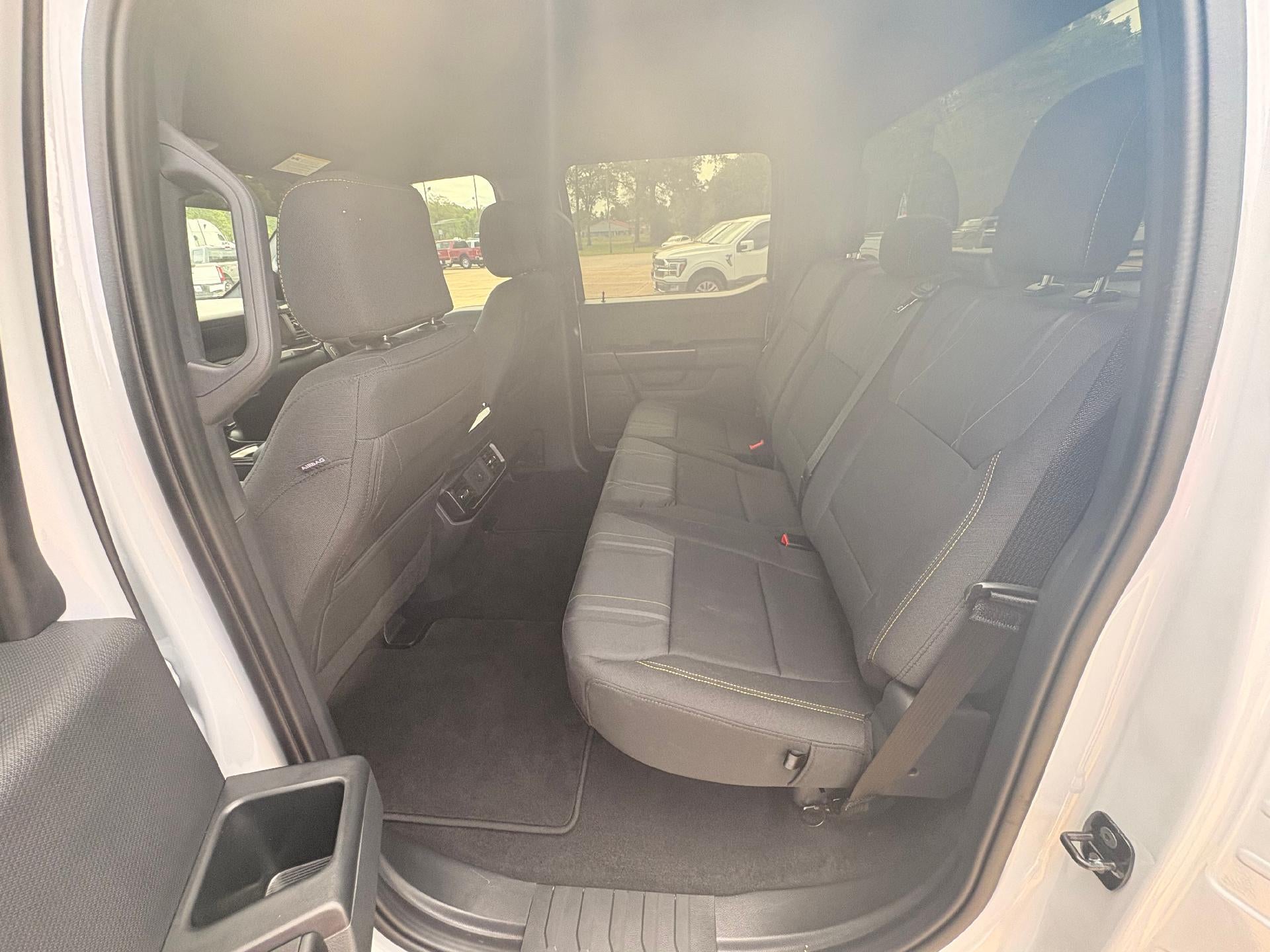 2025 Ford F-150 STX 4WD SuperCrew 5.5' Box