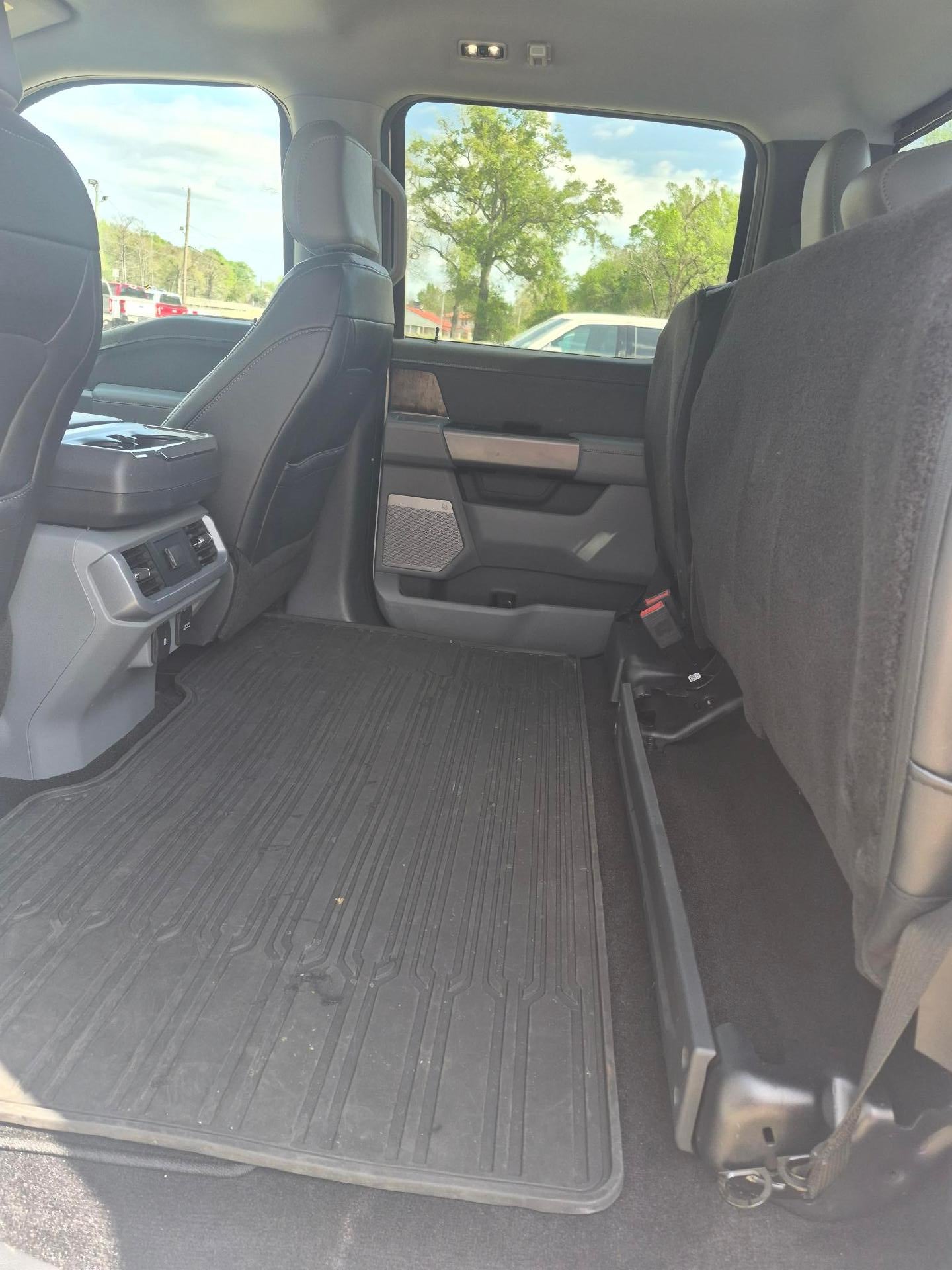 2023 Ford F-150 XL 4WD SuperCrew 5.5' Box