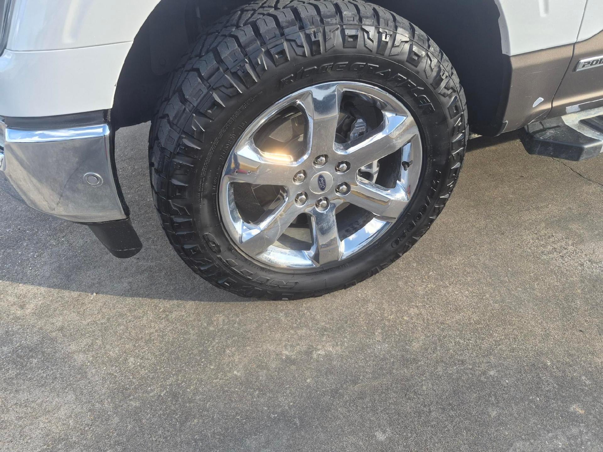 2022 Ford F-150 XL 4WD SuperCrew 5.5' Box