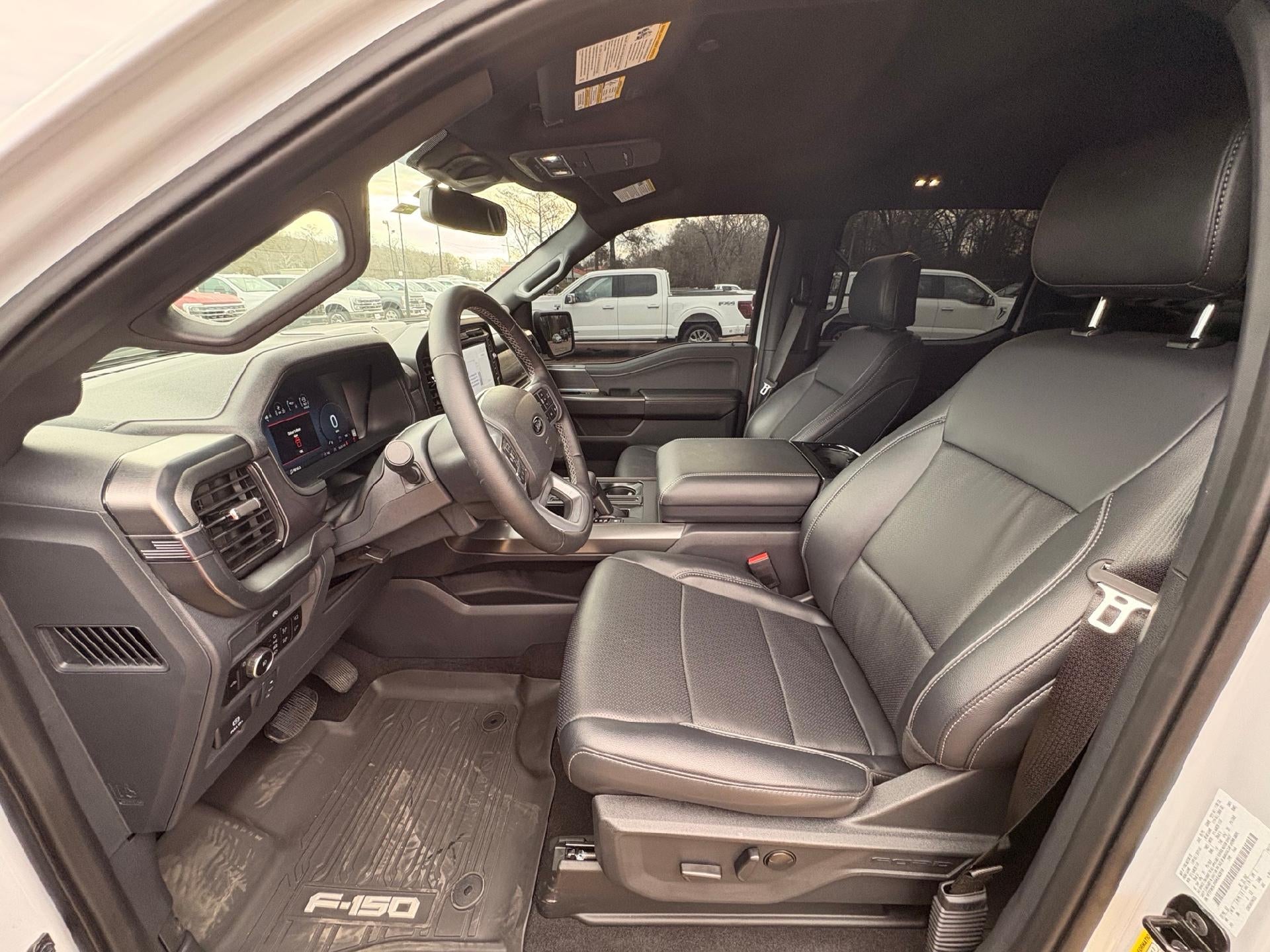 2025 Ford F-150 LARIAT 4WD SuperCrew 5.5' Box