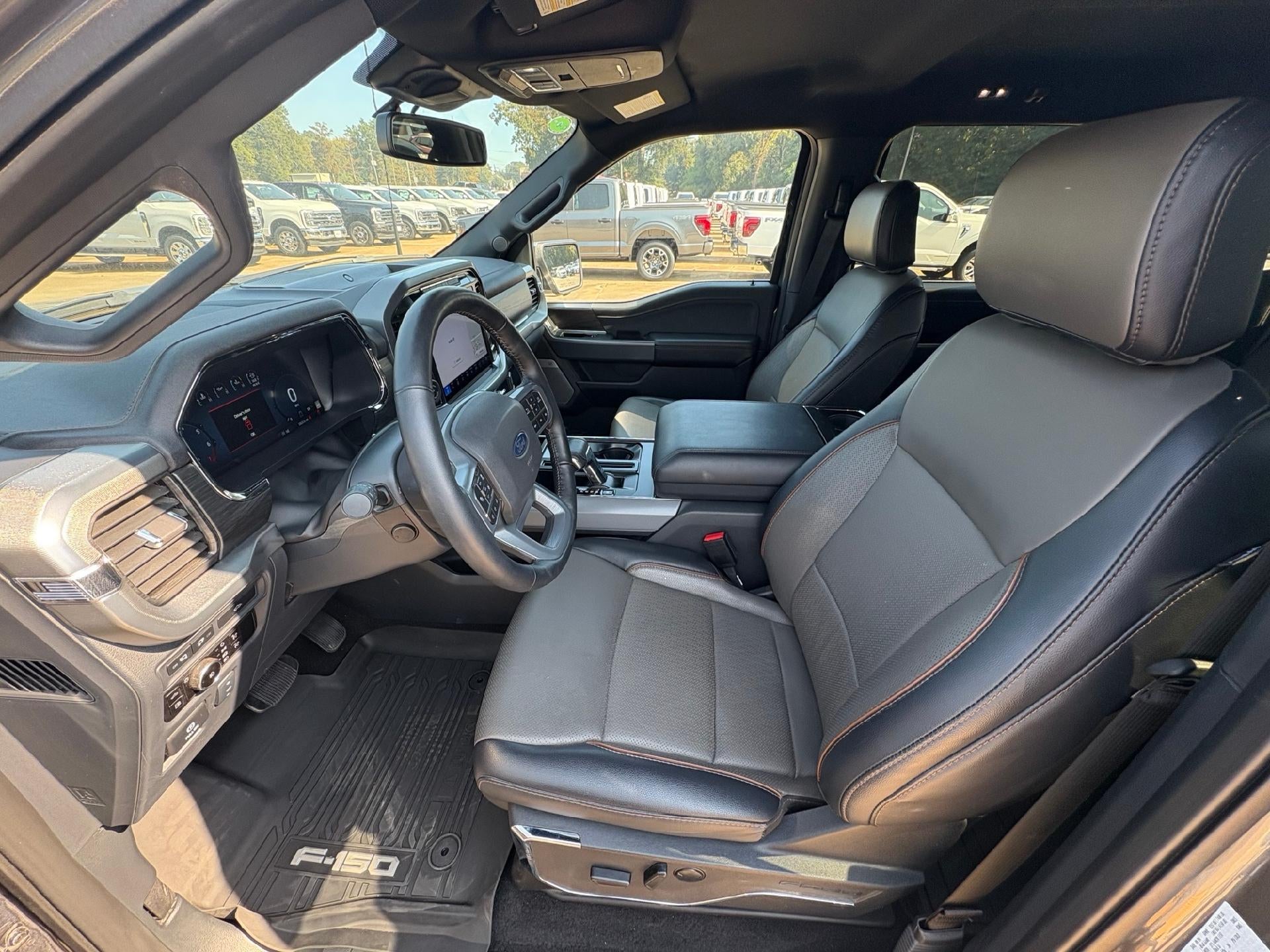 2024 Ford F-150 LARIAT 4WD SuperCrew 5.5' Box