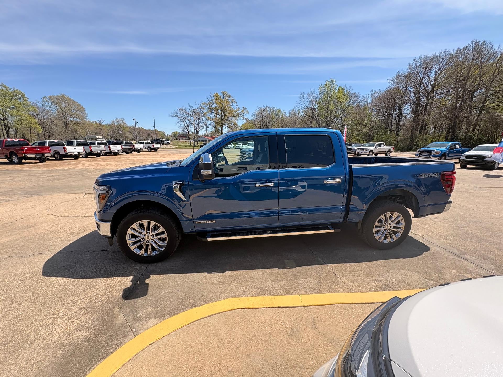 2025 Ford F-150 LARIAT 4WD SuperCrew 5.5' Box