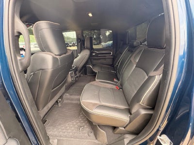 2024 RAM 3500 Laramie 4x4 Crew Cab 8' Box