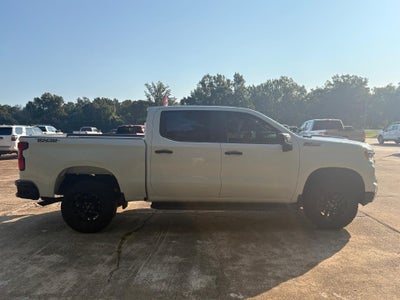 2022 Chevrolet Silverado 1500 Crew Cab Short Box 4-Wheel Drive LT Trail Boss