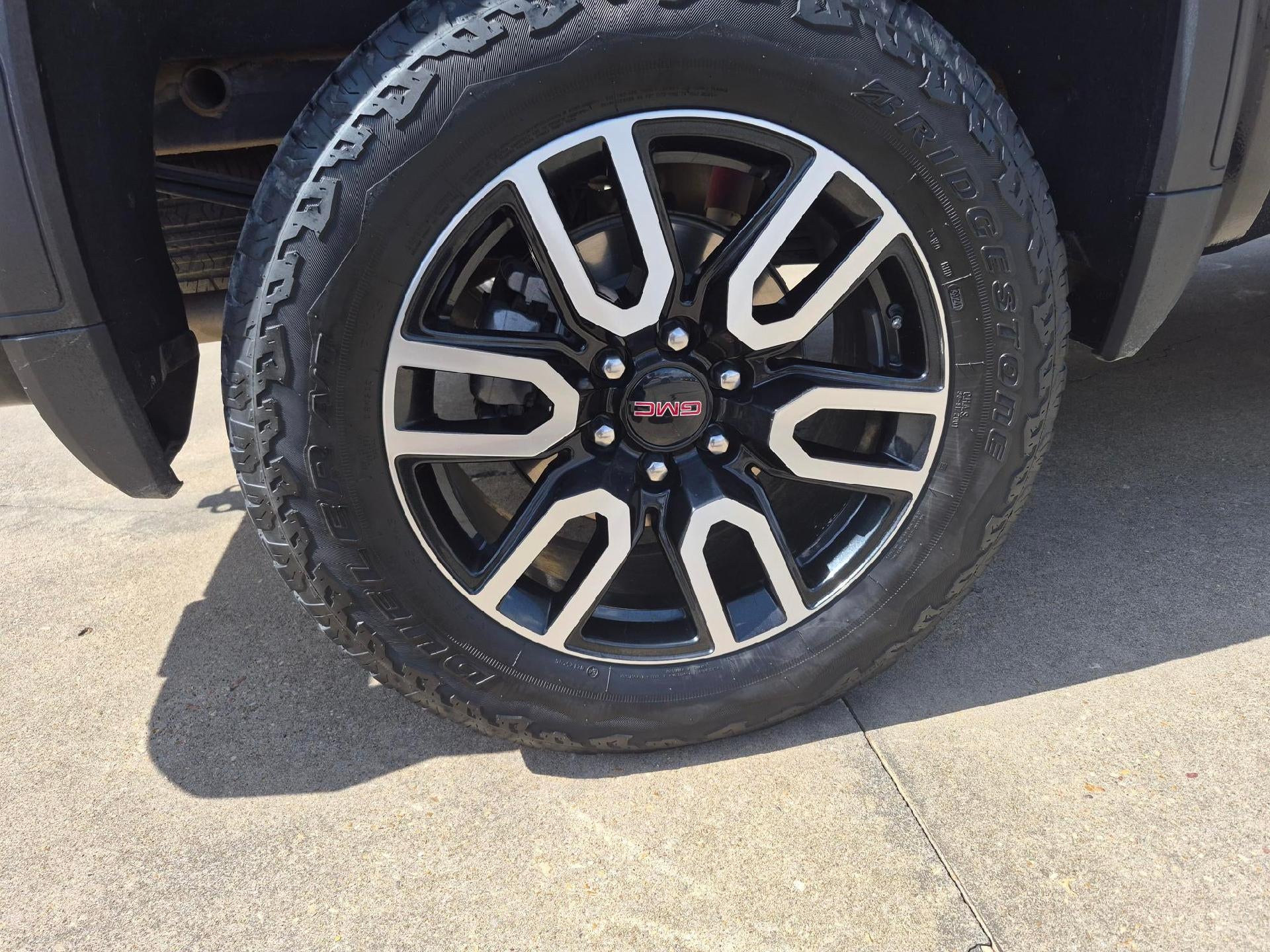 2025 GMC Sierra 1500 Crew Cab Short Box 4-Wheel Drive AT4