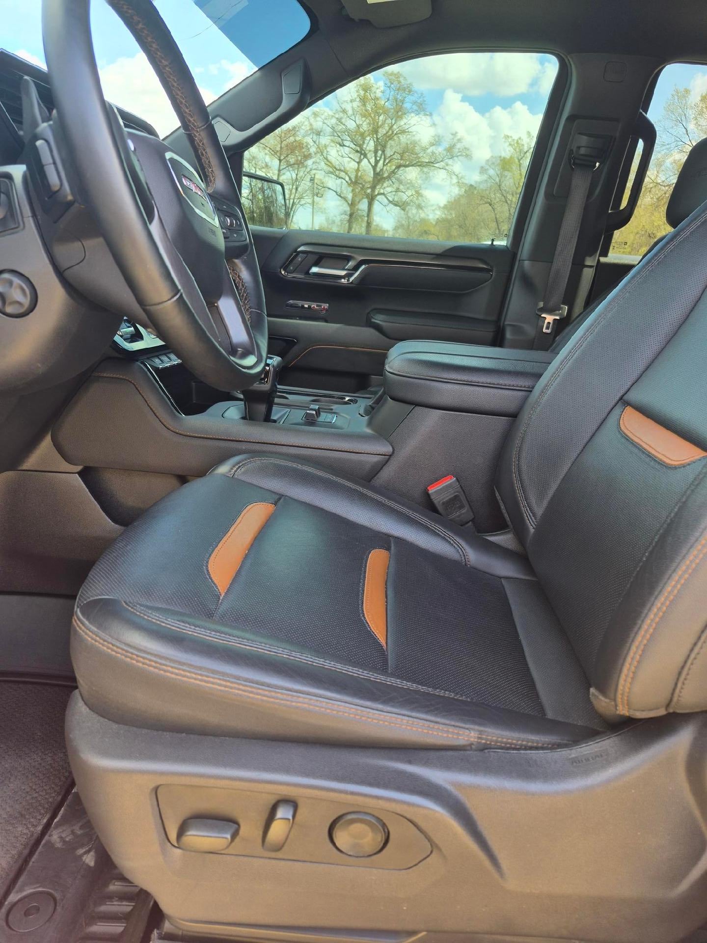 2025 GMC Sierra 1500 Crew Cab Short Box 4-Wheel Drive AT4