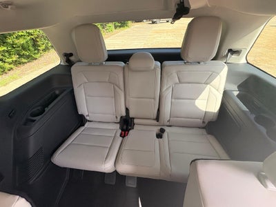 2026 Lincoln Navigator Premiere 4x4