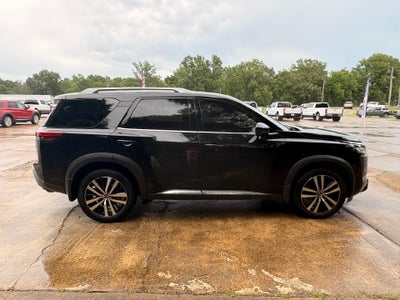 2024 Nissan Pathfinder Platinum 2WD