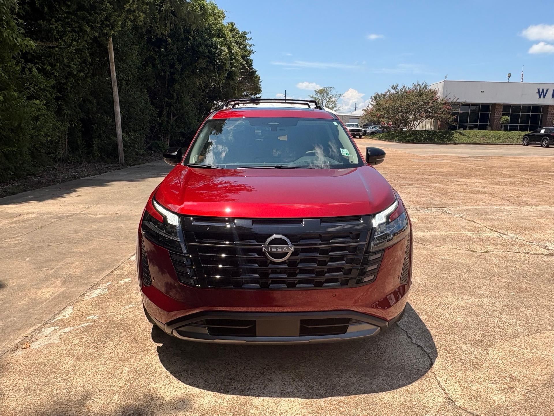 2026 Nissan Pathfinder Platinum 2WD