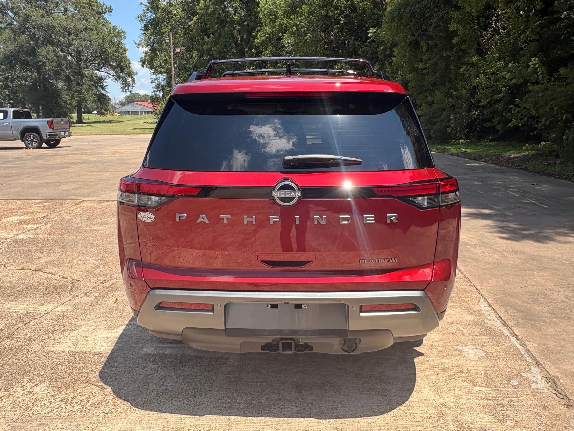 2026 Nissan Pathfinder Platinum 2WD