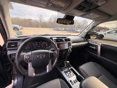 2020 Toyota 4Runner SR5 4WD (GS)