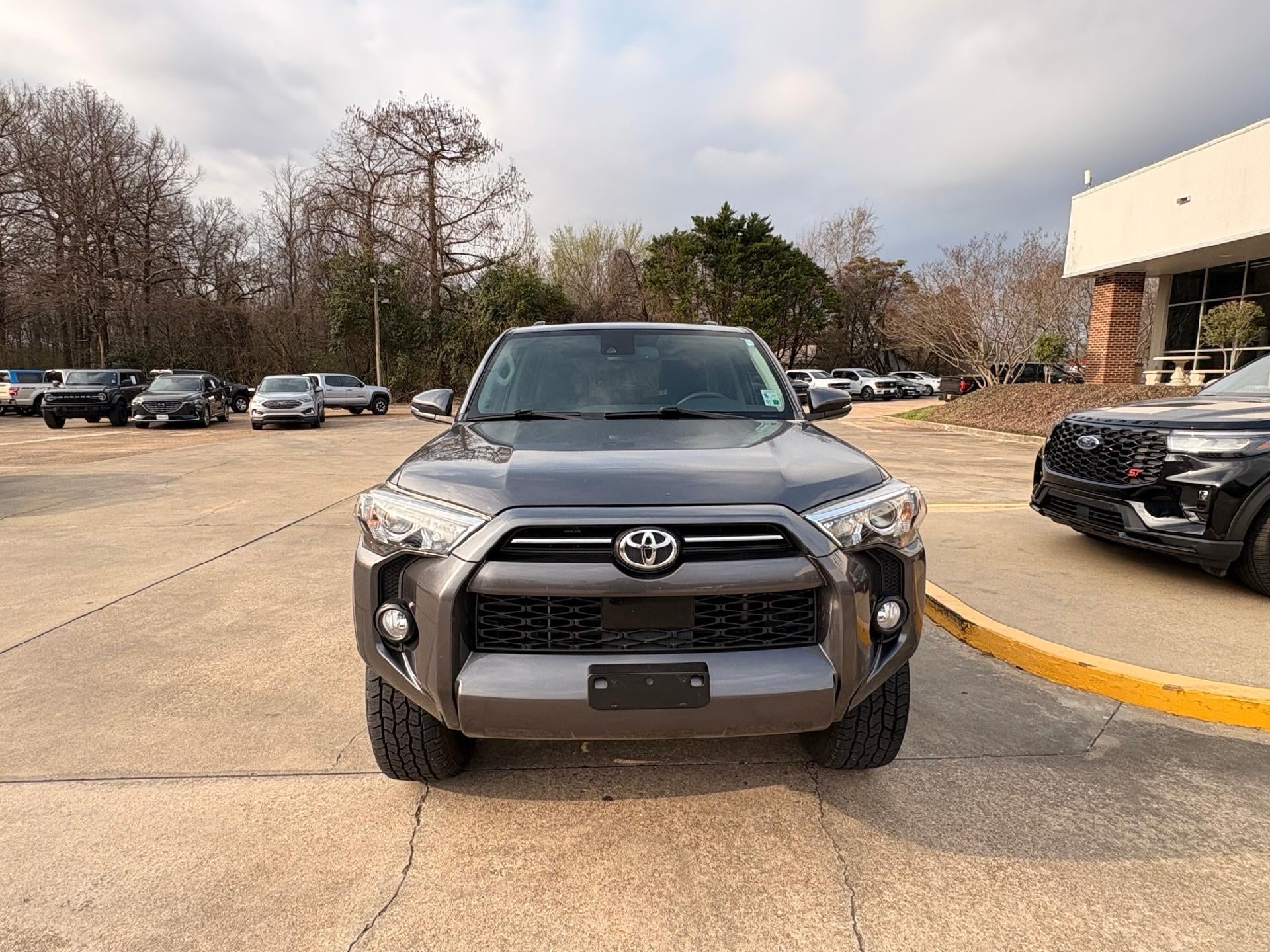 2020 Toyota 4Runner SR5 4WD (GS)