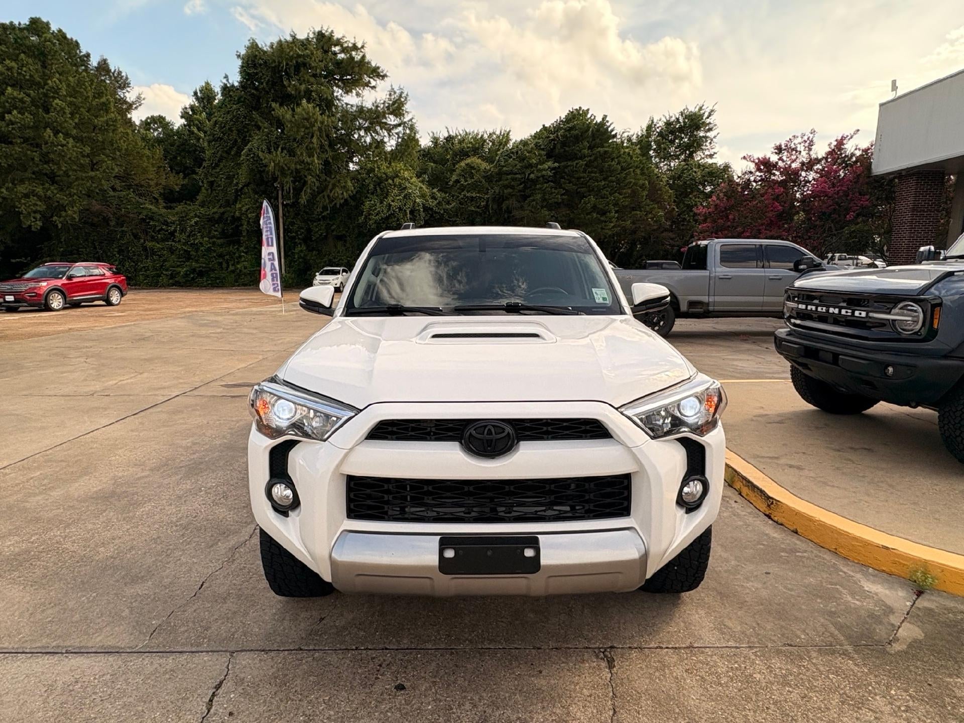 2019 Toyota 4Runner SR5 4WD (GS)
